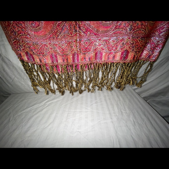Pashmina - Picture 2 of 7